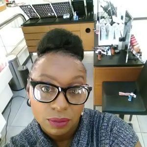 Meet your Posher, Nancy